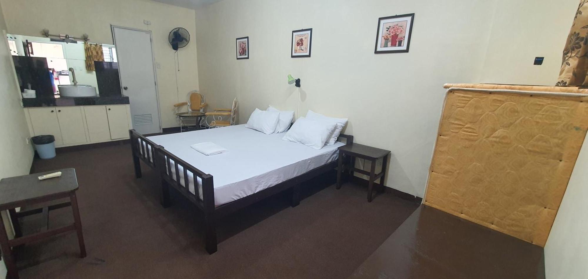 Cool Martin Family Hotel And Resort Bacoor ภายนอก รูปภาพ