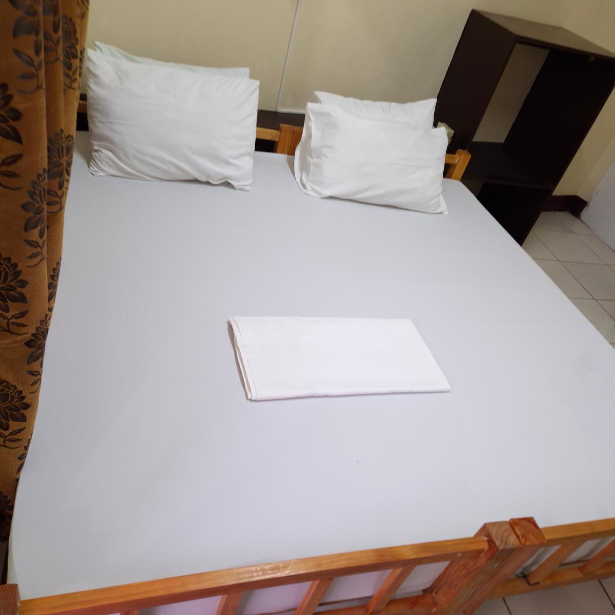 Cool Martin Family Hotel And Resort Bacoor ภายนอก รูปภาพ